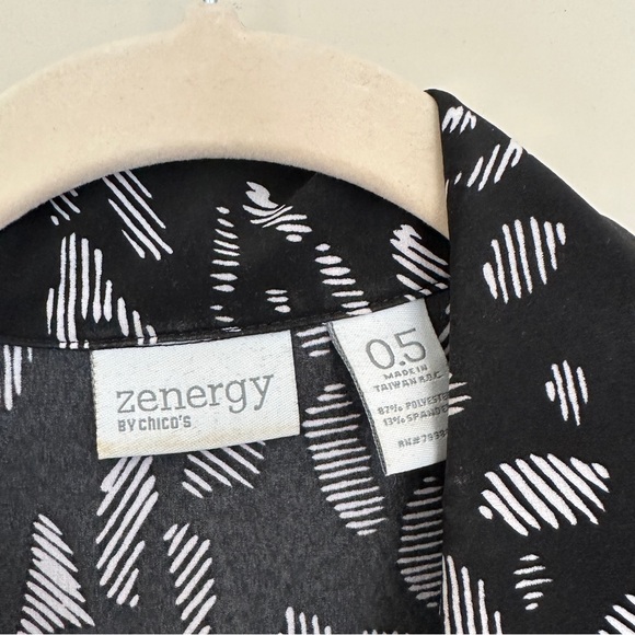 Chicos Sheath Dress pockets black white psychedelic animal print size .5 or sz 6 - Picture 10 of 11